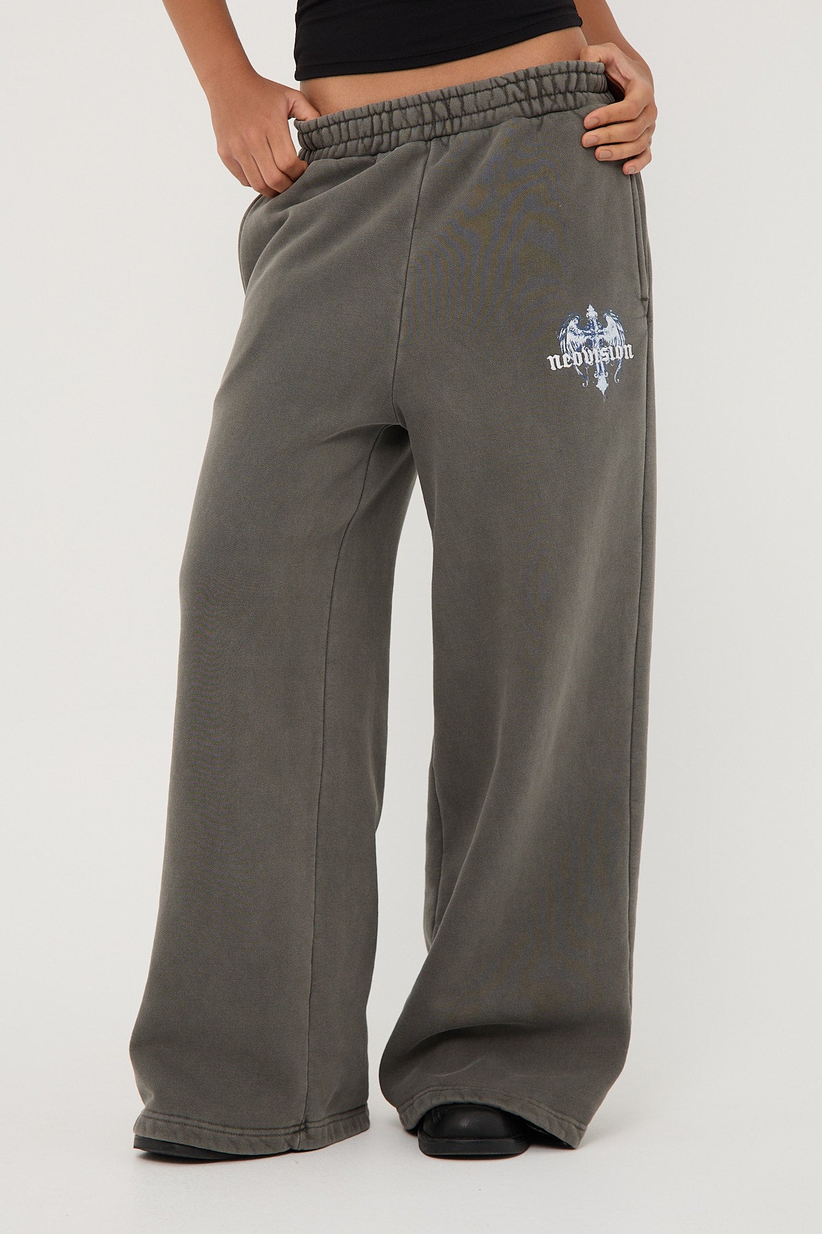 Neovision Insignia Cross Straight Leg Sweatpant Washed Grey
