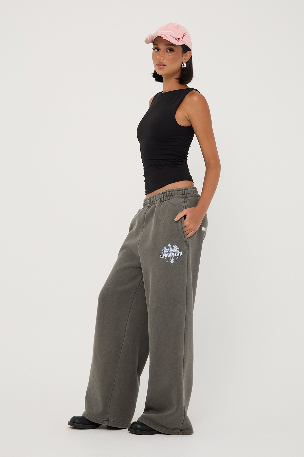 Neovision Insignia Cross Straight Leg Sweatpant Washed Grey