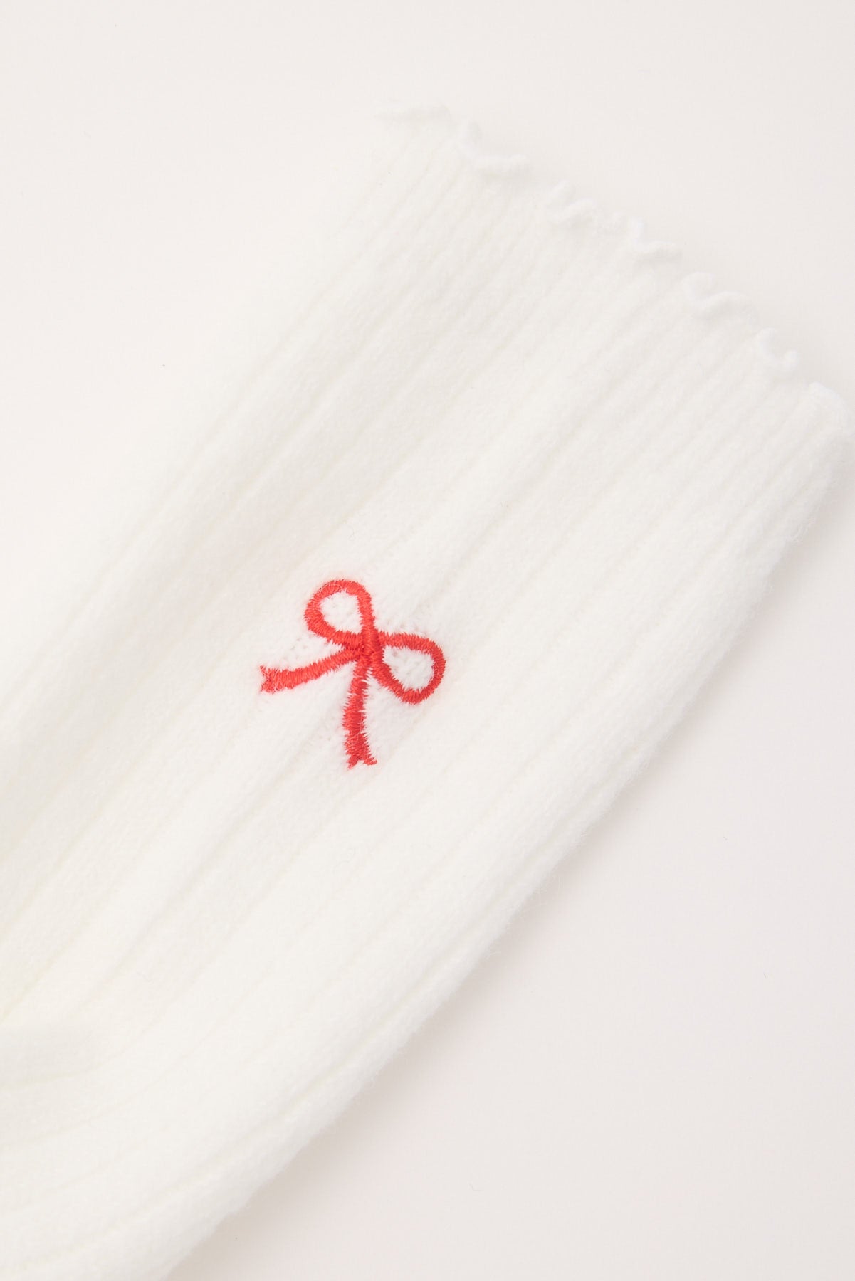 Token Tie It Bow Socks White